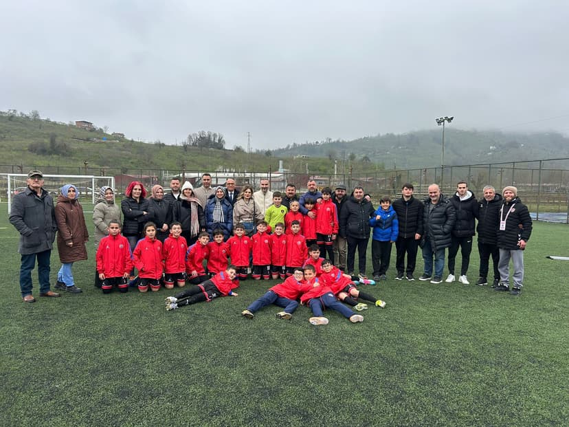ÜNYE İDMAN YURDU FIRTINASI: U11 DERBİSİNDE NET GALİBİYET!