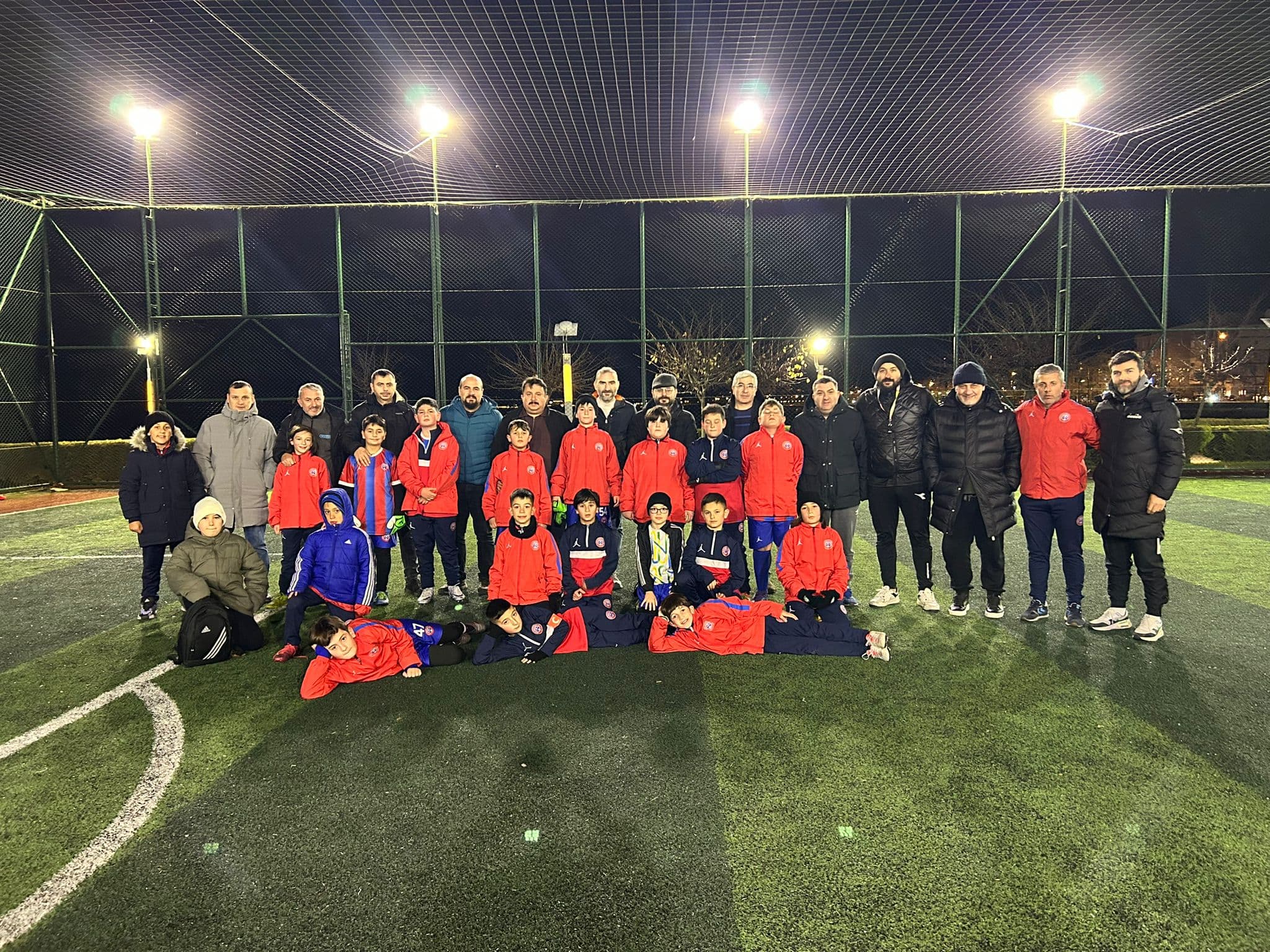 Hava Soğuk, Azmimiz Yüksek! ❄️⚽